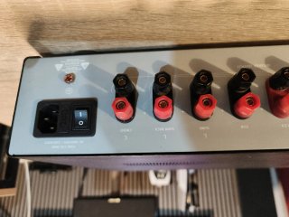 Amplificador Nuforce MCA-20 8 Canales Negro