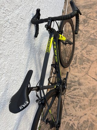 Bicicleta carretera full carbono Berria belador