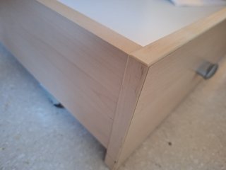 Llit 90x190 calaixos a sota i tauleta de nit /Cama