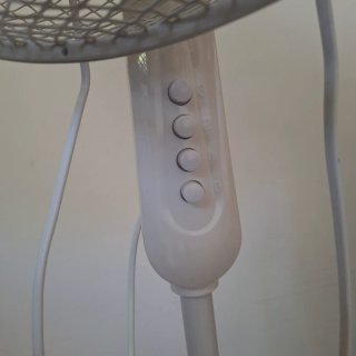Ventilador de pie Qilive blanco