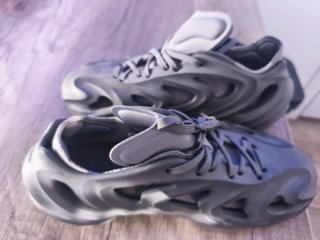 Zapatillas Adidas grises talla 42