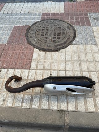 Escape SITO Scooter Plata/Negro
