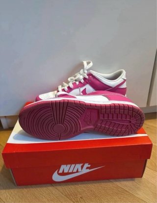 Nike Dunk Low