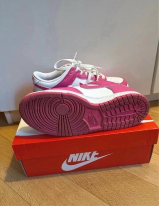 Nike Dunk Low