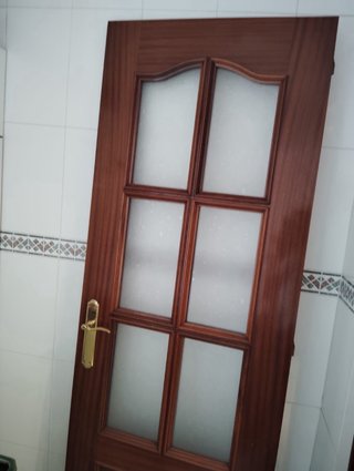 Puerta de madera con cristal 72 cm