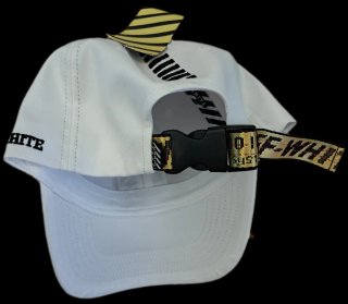 Cappellino Off-White Bianco con Frecce Nere