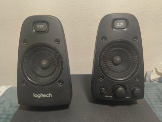 Altavoz Logitech Z623 THX Negro
