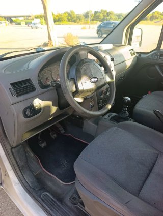 Ford Tourneo Connect 2004