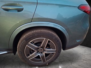 Mercedes-Benz GLC 220D Hybrid 2025