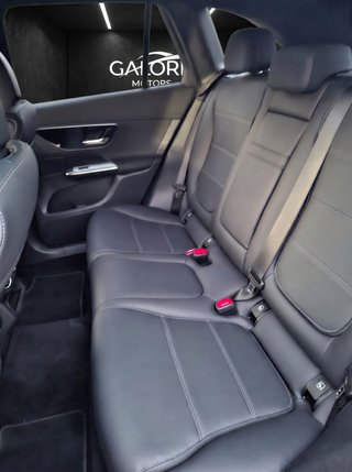 Mercedes-Benz GLC 220D Hybrid 2025
