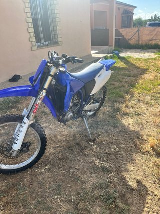 Yamaha WR400f enduro