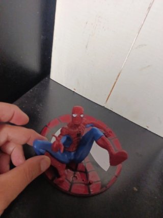 Muñeco Spiderman con base
