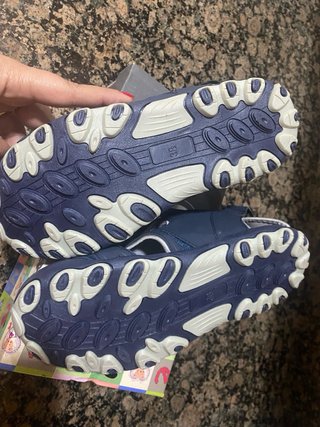 Sandalias niño nuevas