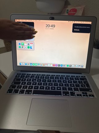 MacBook Air 13” 2017 i5 8GB RAM Argento
