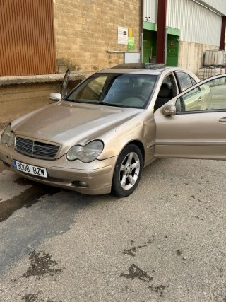 Mercedes-Benz c220 2002