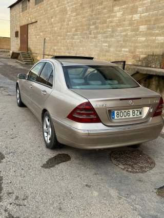 Mercedes-Benz c220 2002