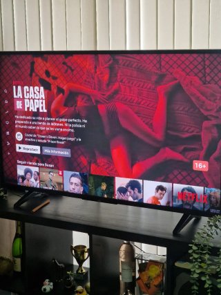 Smart TV JVC Negra