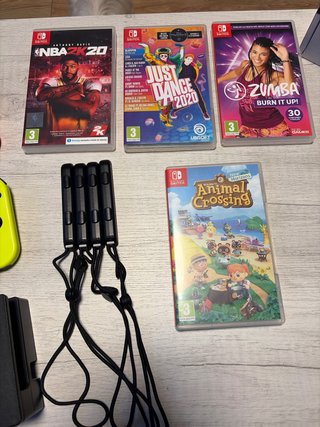 Nintendo Switch + 4 Juegos (negoniable)