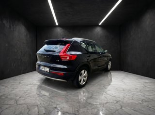Volvo XC40 2021