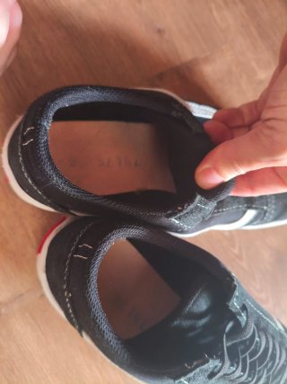 Vans Talla 36 Negras con Blanco
