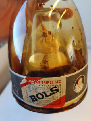 Botella antigua caja de musica bailarina