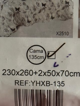 Colcha cama 135CM.  Nuevo a estrenar.