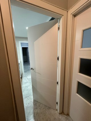 Puerta blanca 72,5 cm sin marco