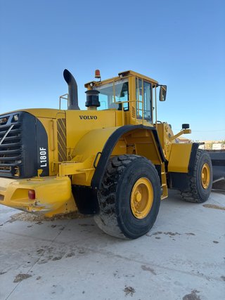 Pala Cargadora Volvo L180F