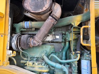 Pala Cargadora Volvo L180F