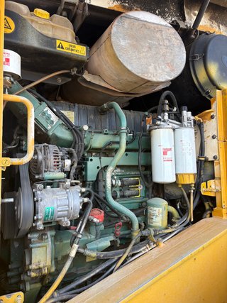 Pala Cargadora Volvo L180F