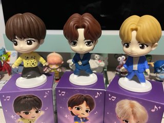McDonalds BTS Figuras (8€ el pack 2,50 la unidad)