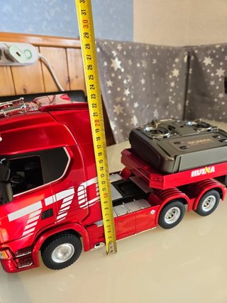 Camión RC Scania 770 S V8 y remolque nuevo
