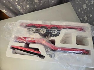 Camión RC Scania 770 S V8 y remolque nuevo