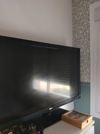 Televisión LG Negra