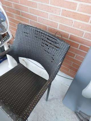 Mesa y sillas de jardín ratán cristal