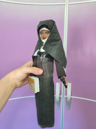 Muñeca Monja barbie disney Whoopi Goldberg mattel