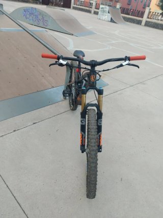 Mondraker Carbono Llanta 26
