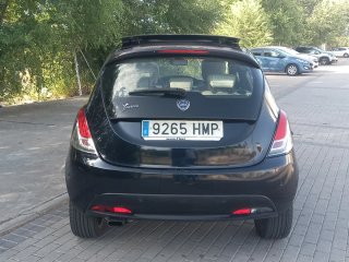 Lancia Ypsilon 2013