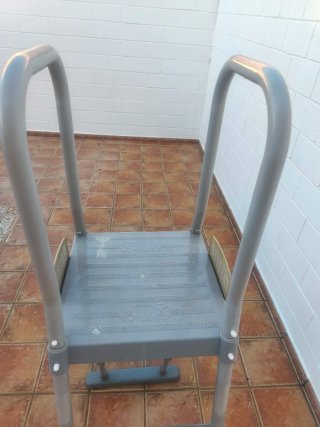 Escalera Piscina