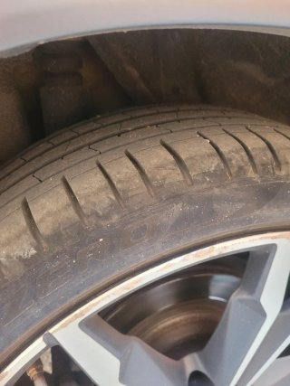 Neumático Pirelli 225/40 R20 94Y