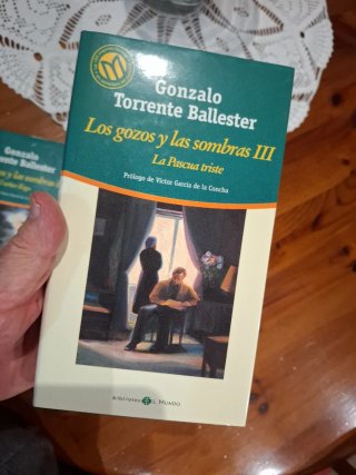 Los gozos y las sombras.-   G.Torrente Ballester.