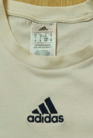 Camiseta Adidas Retro