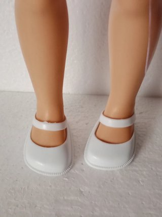 Muñeca Loisa antigua,rubia platino,ojos azules,ves