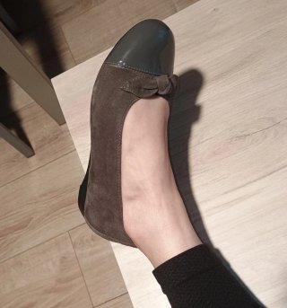 Manoletinas Dr. Scholl Piel Marrón y Gris