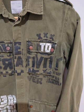 Chaqueta verde con estampado