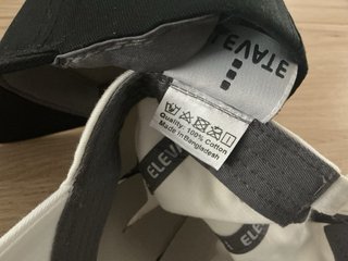 Gorras Elevate Nuevas (Blanca y Negra)