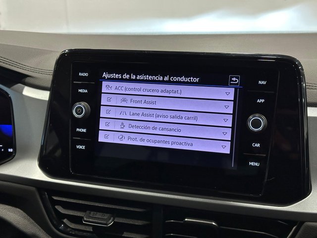 Volkswagen T-Roc Life 2.0TDi 115cv 2023