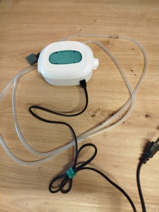 Filtro para acuario, aireador y mini lámpara uv