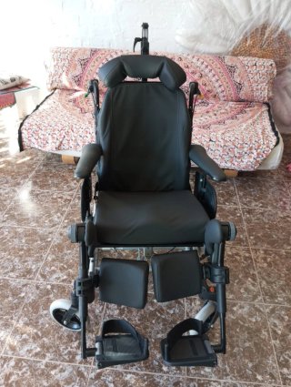 Silla de Ruedas de Posicionamiento Invacare Rea Cl