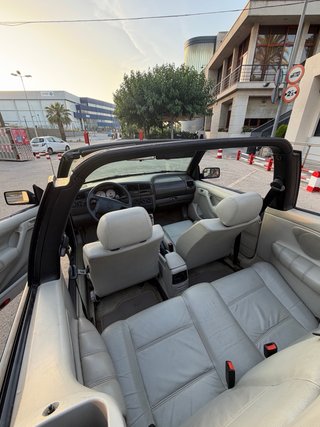 Volkswagen Golf Cabrio 1997 verde